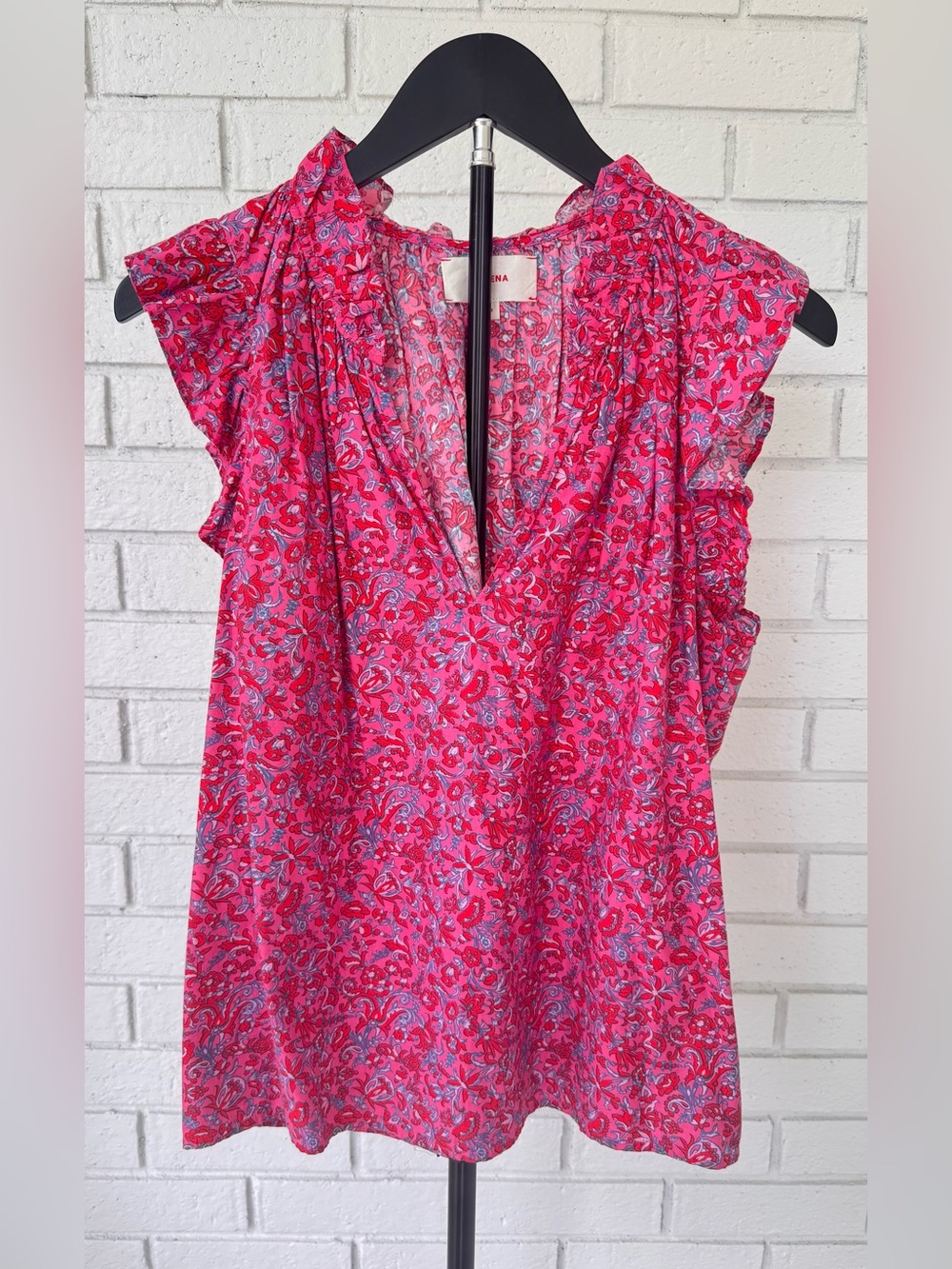 XIRENA -  Bex Top – Pink & Red Floral Cotton Blouse
